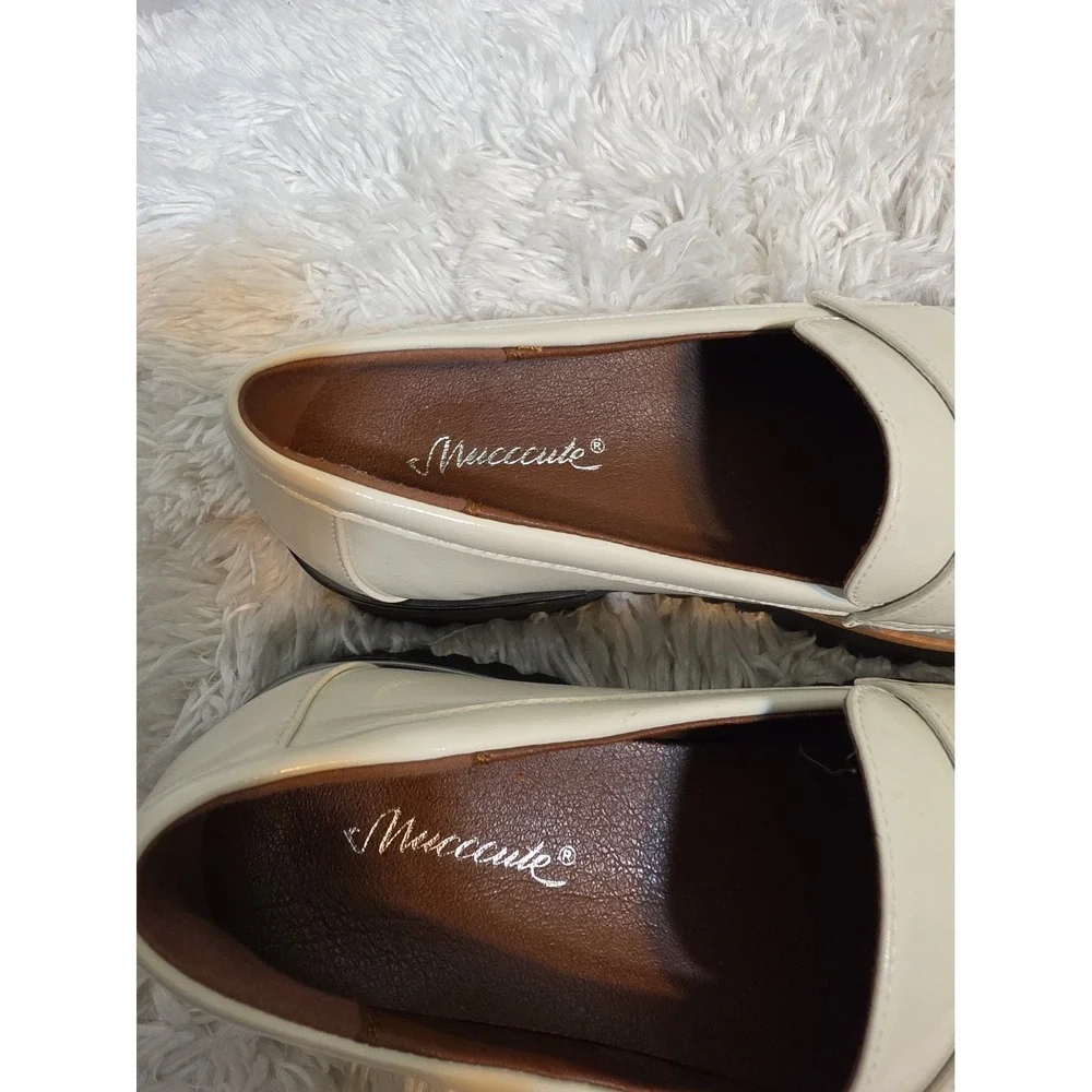 Muccute Womens Cream Patent Tassel Platform Lug Sole Loafers Size 7 N18-101